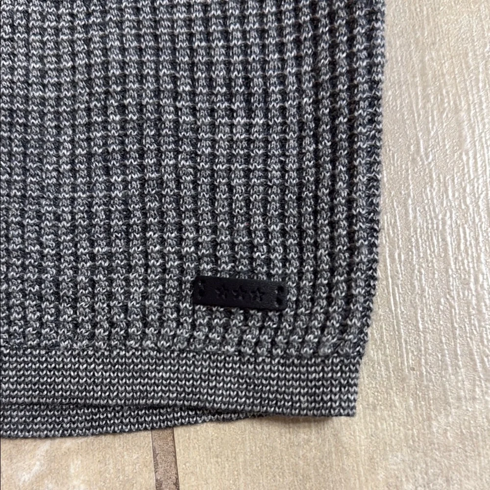 John Varvatos Gray Crewneck Sweater Classic Knit Design - Picture 3 of 4